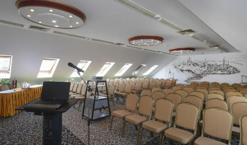 Hotel Korona Wellness, Rendezvény & Borhotel Eger Eger - Augusztus 20. (min. 3 éj)