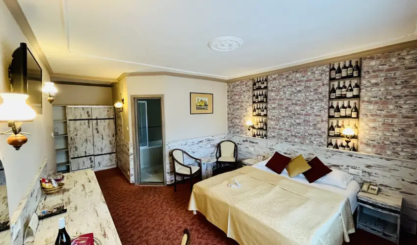 Hotel Korona Wellness, Rendezvény & Borhotel Eger Eger - Augusztus 20. (min. 3 éj)