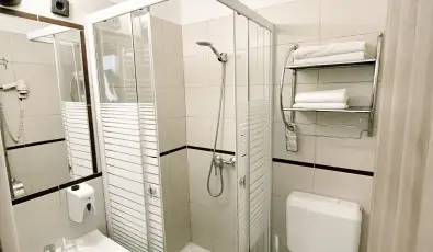 Hotel Korona Wellness, Rendezvny & Borhotel Eger Eger