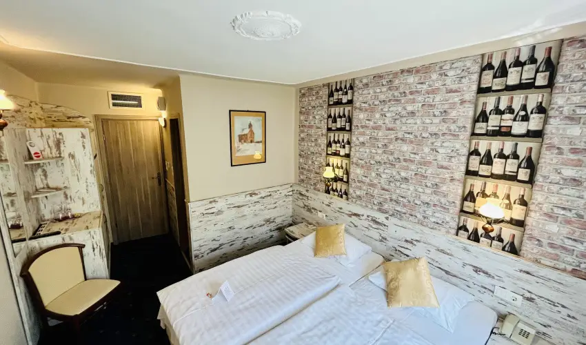 Hotel Korona Wellness, Rendezvény & Borhotel Eger Eger - Augusztus 20. (min. 3 éj)