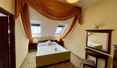 Hotel Korona Wellness, Rendezvny & Borhotel Eger Eger