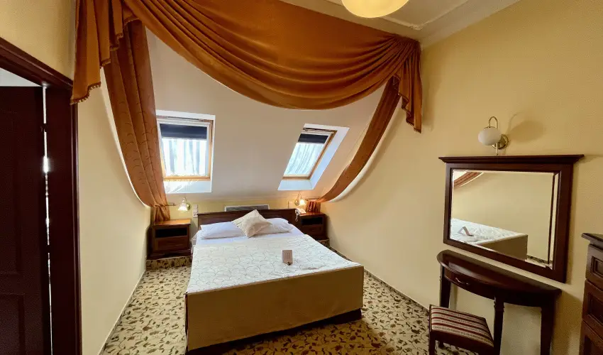 Hotel Korona Wellness, Rendezvény & Borhotel Eger Eger - Augusztus 20. (min. 3 éj)