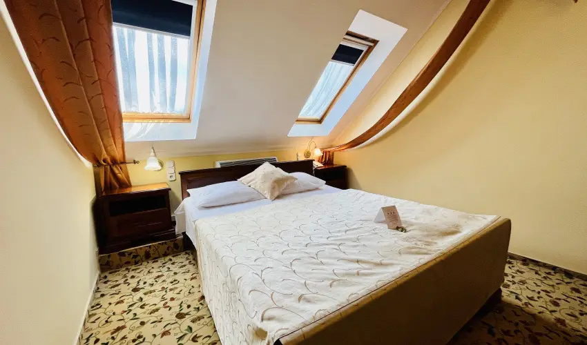 Hotel Korona Wellness, Rendezvény & Borhotel Eger Eger - Augusztus 20. (min. 3 éj)