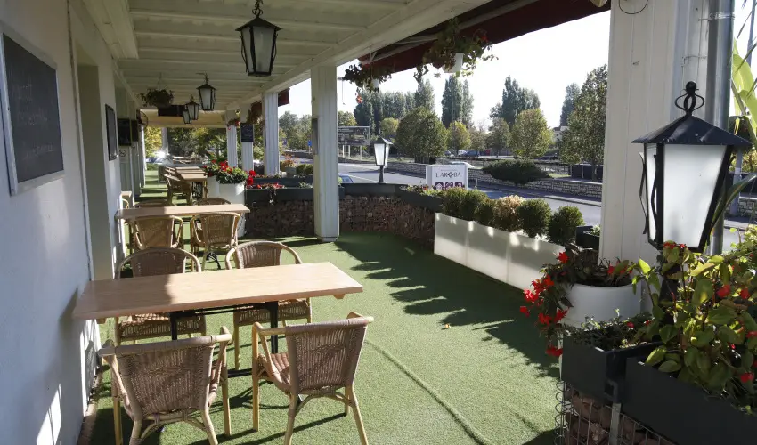 Hotel Laroba Alsrs - Augusztus 20. (min. 2 j)