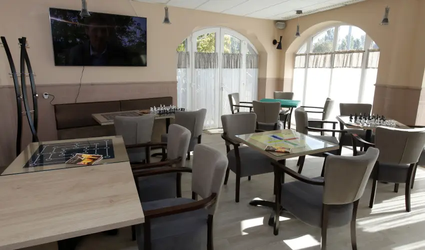 Hotel Laroba Alsrs - Augusztus 20. (min. 2 j)