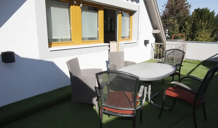 Hotel Laroba Alsrs - Augusztus 20. (min. 2 j)