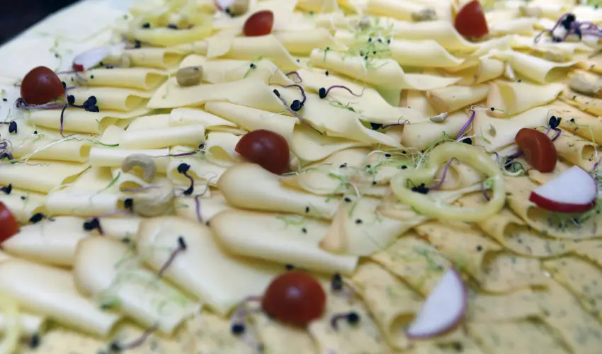 Hotel Laroba Alsrs - Augusztus 20. (min. 2 j)