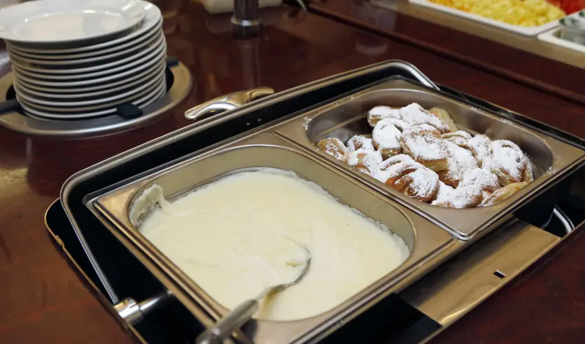 Hotel Laroba Alsrs - Augusztus 20. (min. 2 j)