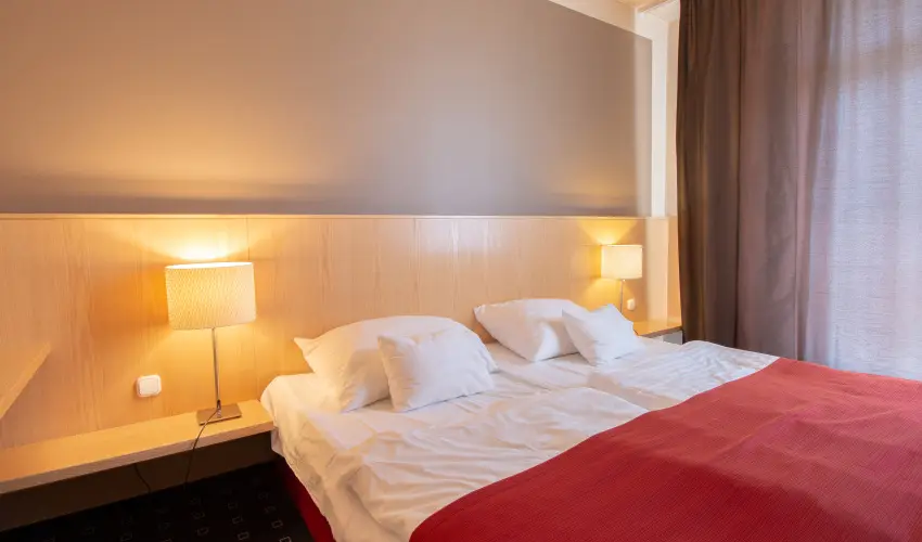 Laterum Hotel Pcs - Augusztus 20.