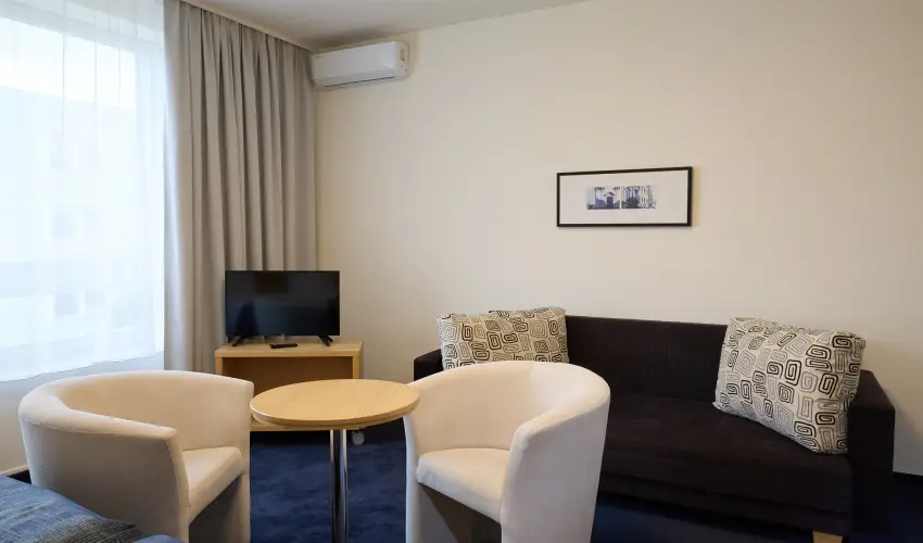 Laterum Hotel P�cs - Augusztus 20.