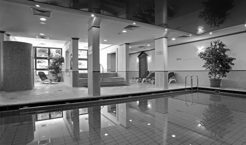 Hotel L�v�r Sopron - Augusztus 20. (min. 2 �j)