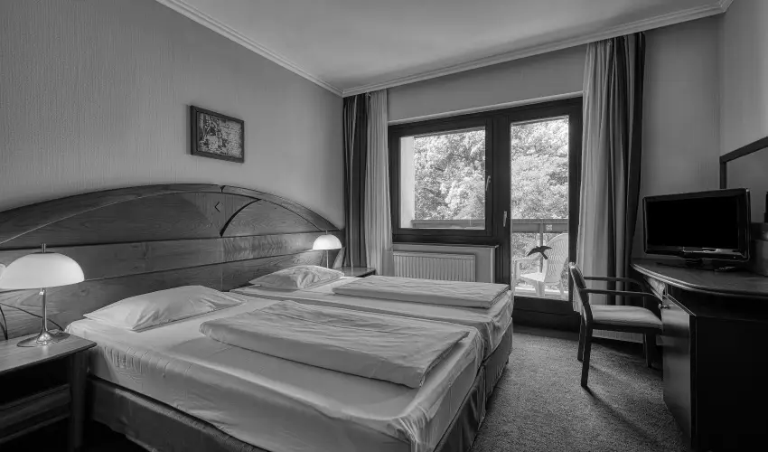 Hotel L�v�r Sopron - Augusztus 20. (min. 2 �j)