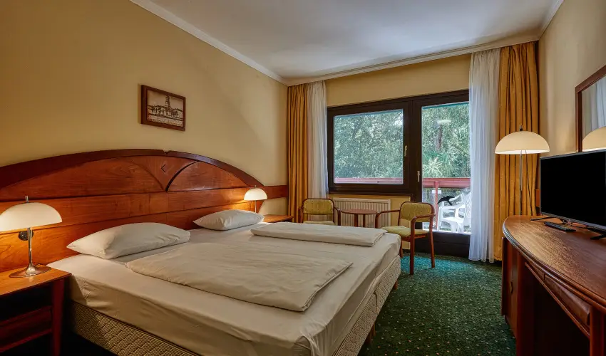Hotel Lvr Sopron - Augusztus 20. (min. 2 j)