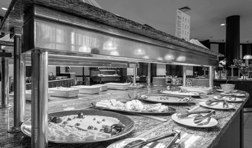 Hotel L�v�r Sopron - Augusztus 20. (min. 2 �j)