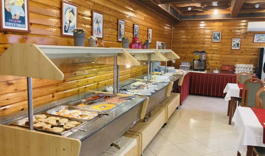 Majerik Hotel H�v�z - Augusztus 20.