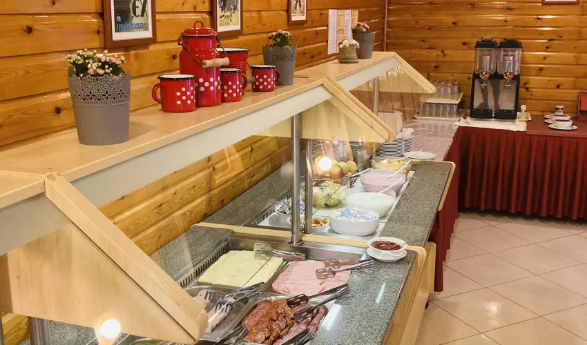 Majerik Hotel H�v�z - Augusztus 20.