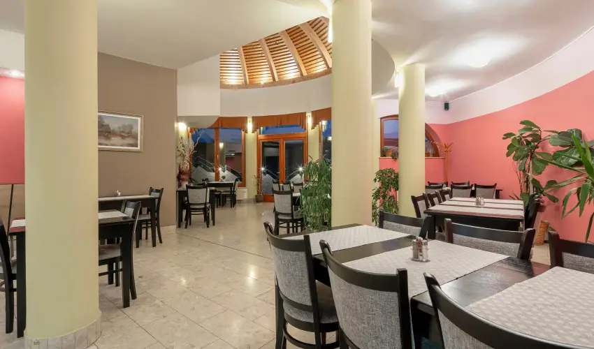 Sndor Hotel Pcs - Augusztus 20.