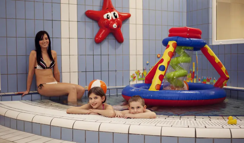 Hotel Napf�ny Zalakaros - Augusztus 20. (min. 3 �j)