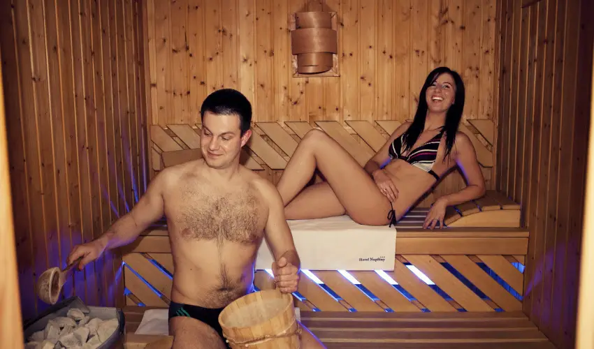 Hotel Napf�ny Zalakaros - Augusztus 20. (min. 3 �j)