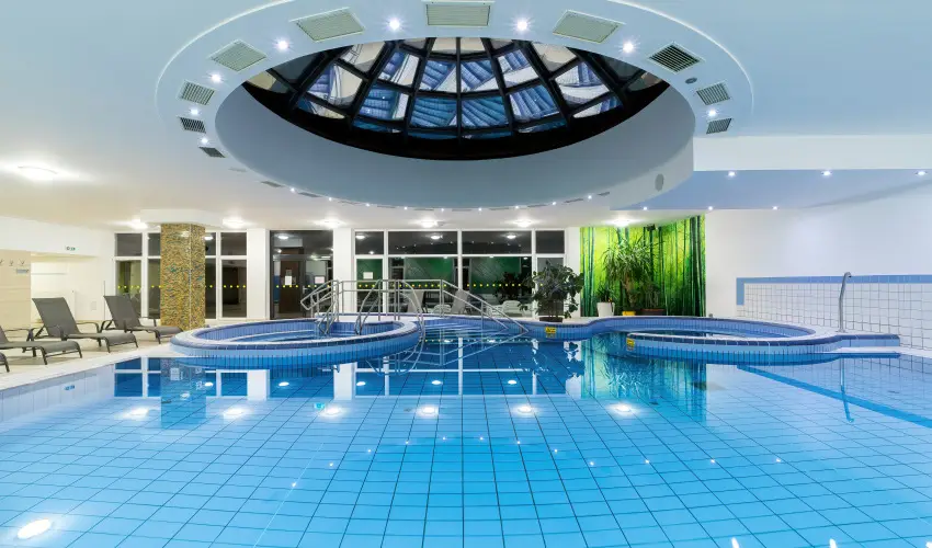 Hotel Napf�ny Zalakaros - Augusztus 20. (min. 3 �j)