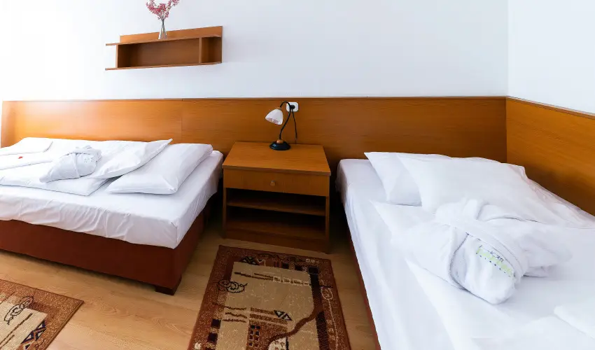 Hotel Napf�ny Zalakaros - Augusztus 20. (min. 3 �j)