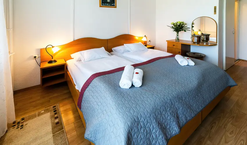 Hotel Napf�ny Zalakaros - Augusztus 20. (min. 3 �j)