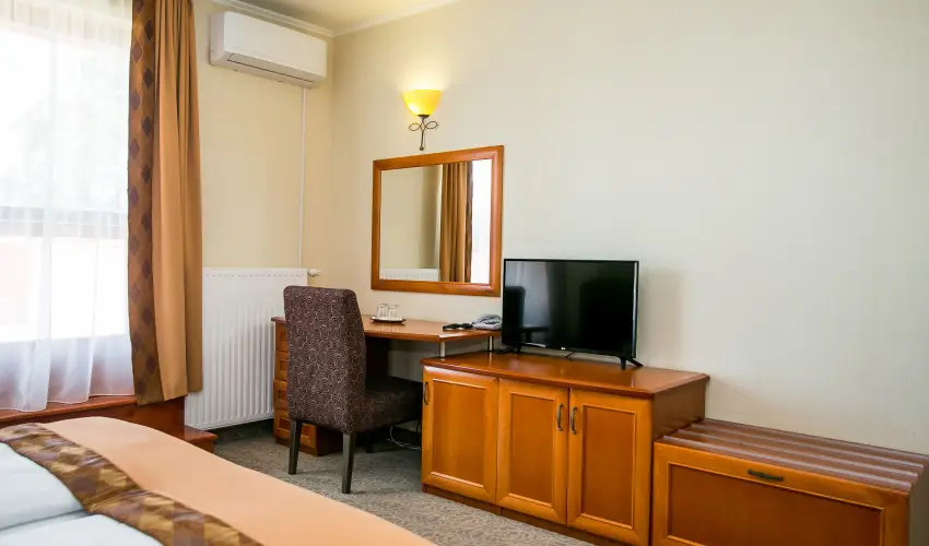 Hotel Nar�d M�traszentimre - Augusztus 20.