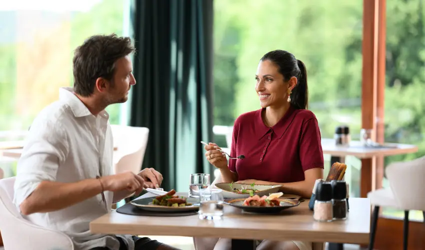 Hotel Nar�d M�traszentimre - Augusztus 20.