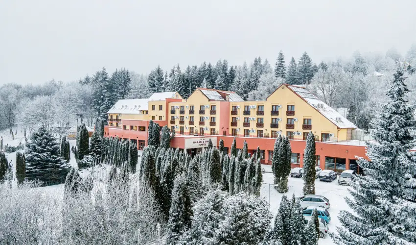 Hotel Nar�d M�traszentimre - Augusztus 20.