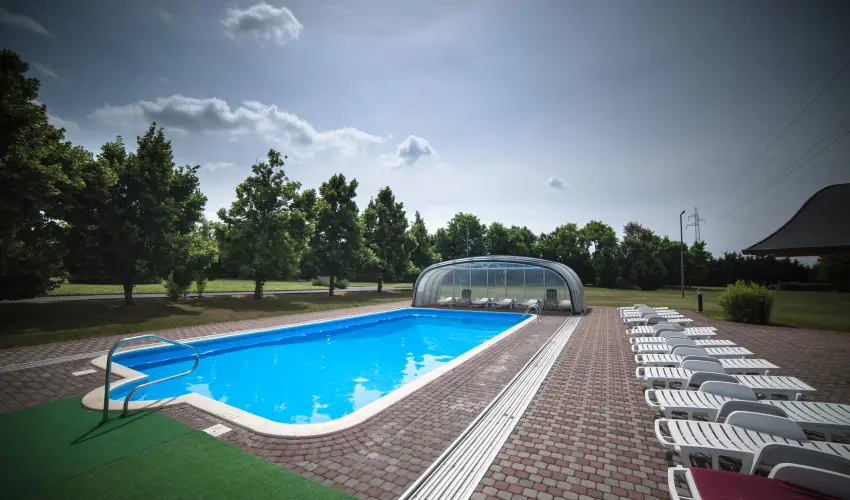 Hotel Ovit Keszthely - Szent Istv�n �nnepe v�rosn�z� dott�z�ssal (min. 3 �j)