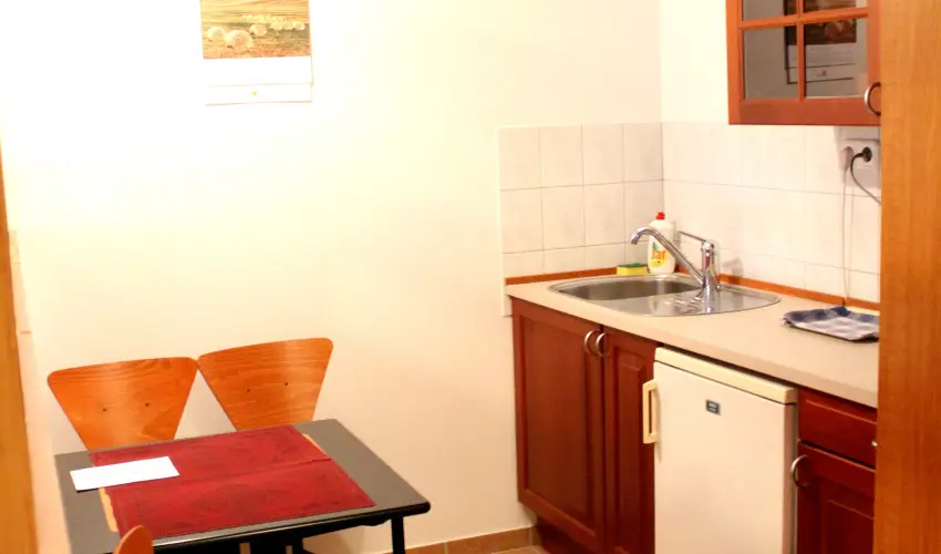 Hotel Ovit Keszthely - Szent Istv�n �nnepe v�rosn�z� dott�z�ssal (min. 3 �j)