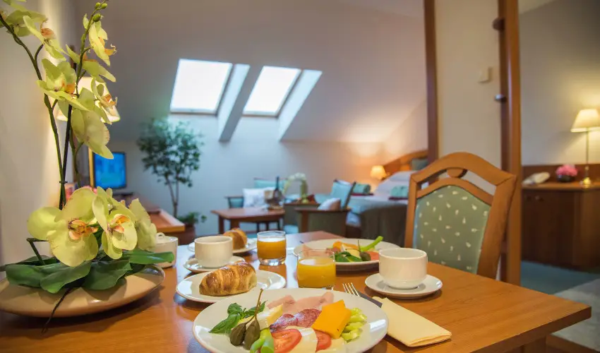 Palace Hotel  H�v�z - Augusztus 20.