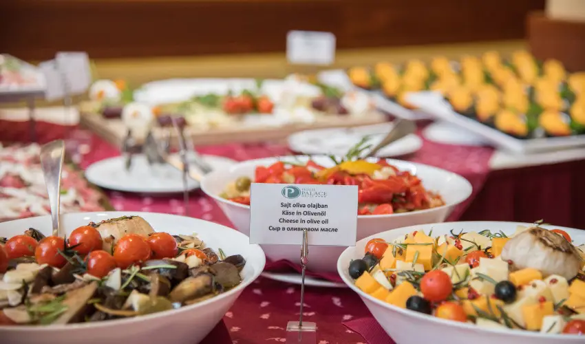 Palace Hotel  H�v�z - Augusztus 20.