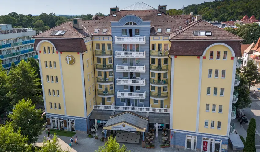 Palace Hotel  H�v�z - Augusztus 20.