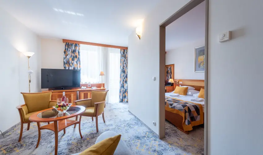 Palace Hotel  H�v�z - Augusztus 20.