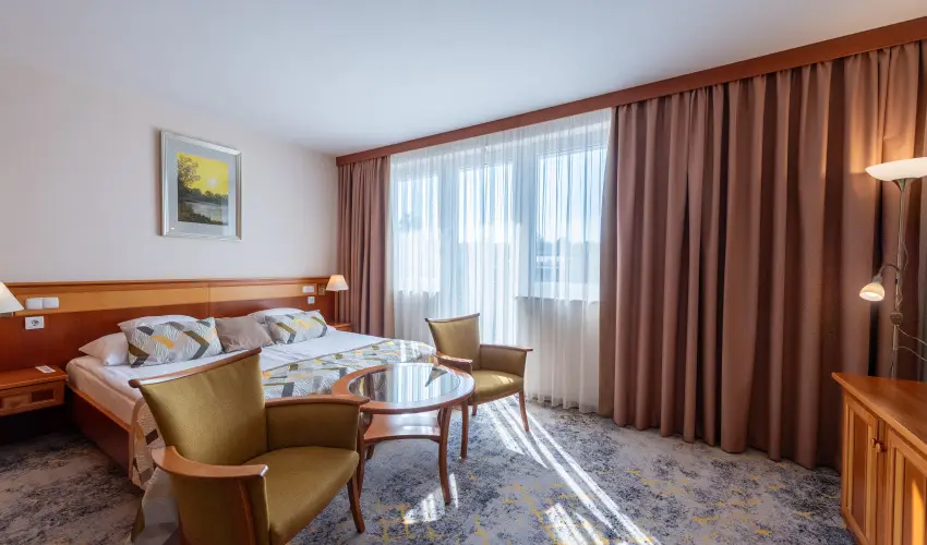 Palace Hotel  H�v�z - Augusztus 20.