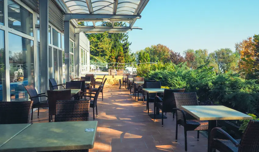 Hotel Panor�ma Balatongy�r�k Balatongy�r�k - Augusztus 20. (min. 2 �j)