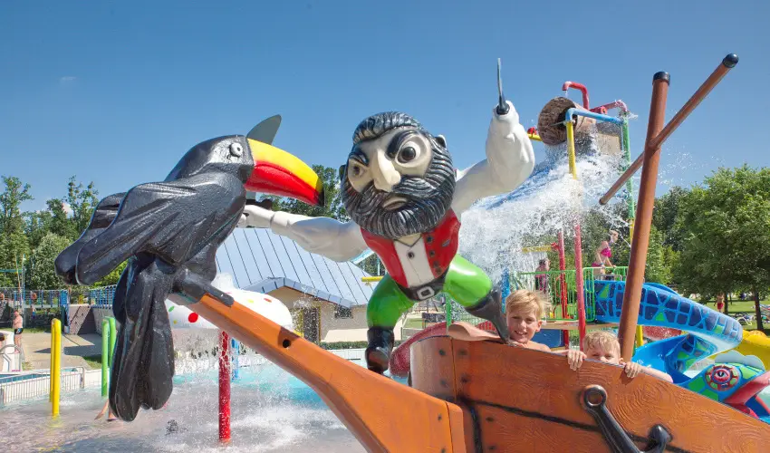 Park Inn by Radisson Srvr Resort & Spa Srvr - Augusztus 20.                                                                                                                                                                                                                                                  