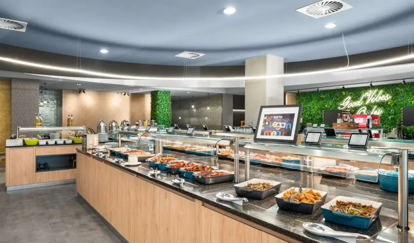 Park Inn by Radisson S�rv�r Resort & Spa S�rv�r - Ny�rz�r� �r�let!                                                                                                                                                                                                                                     