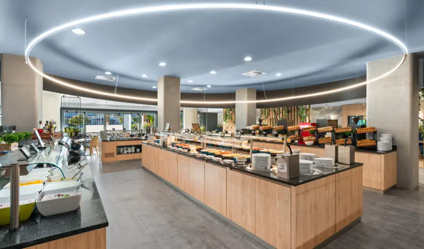 Park Inn by Radisson S�rv�r Resort & Spa S�rv�r - Ny�rz�r� �r�let!                                                                                                                                                                                                                                     