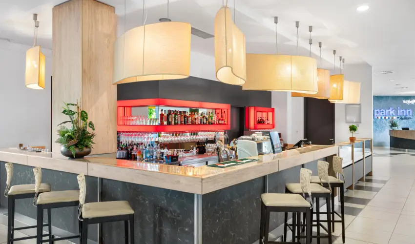 Park Inn by Radisson S�rv�r Resort & Spa S�rv�r - Ny�rz�r� �r�let!                                                                                                                                                                                                                                     