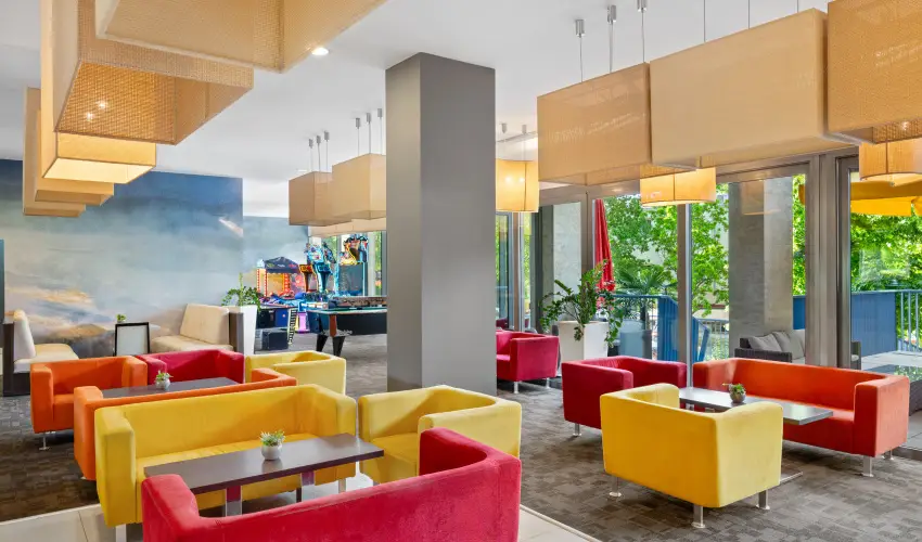 Park Inn by Radisson S�rv�r Resort & Spa S�rv�r - Ny�rz�r� �r�let!                                                                                                                                                                                                                                     