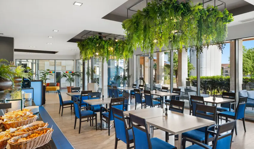Park Inn by Radisson S�rv�r Resort & Spa S�rv�r - Ny�rz�r� �r�let!                                                                                                                                                                                                                                     
