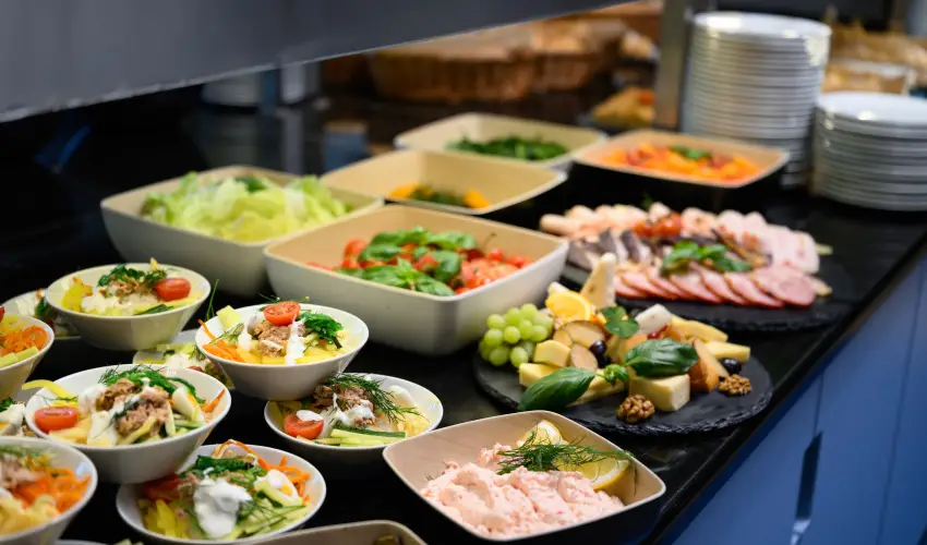 Park Inn by Radisson S�rv�r Resort & Spa S�rv�r - Ny�rz�r� �r�let!                                                                                                                                                                                                                                     