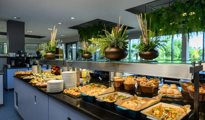 Park Inn by Radisson S�rv�r Resort & Spa S�rv�r - Ny�rz�r� �r�let!                                                                                                                                                                                                                                     