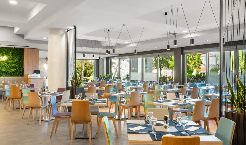 Park Inn by Radisson S�rv�r Resort & Spa S�rv�r - Ny�rz�r� �r�let!                                                                                                                                                                                                                                     