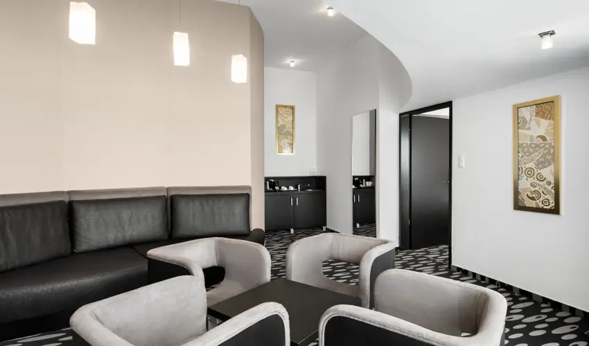 Park Inn by Radisson S�rv�r Resort & Spa S�rv�r - Ny�rz�r� �r�let!                                                                                                                                                                                                                                     