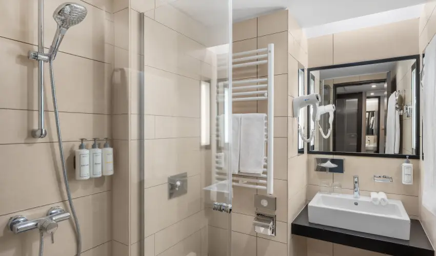Park Inn by Radisson S�rv�r Resort & Spa S�rv�r - Ny�rz�r� �r�let!                                                                                                                                                                                                                                     