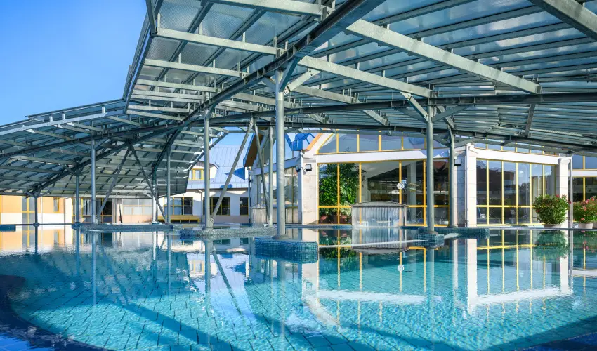 Park Inn by Radisson S�rv�r Resort & Spa S�rv�r - Ny�rz�r� �r�let!                                                                                                                                                                                                                                     