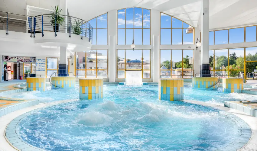 Park Inn by Radisson S�rv�r Resort & Spa S�rv�r - Ny�rz�r� �r�let!                                                                                                                                                                                                                                     